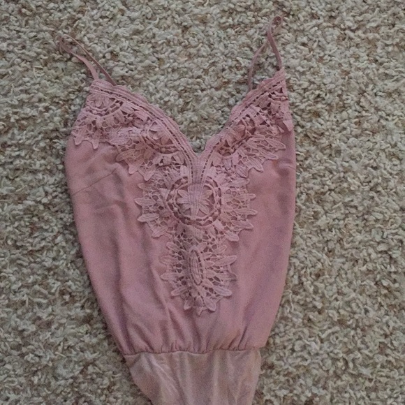 Light pink stylish body suit - Picture 4 of 5